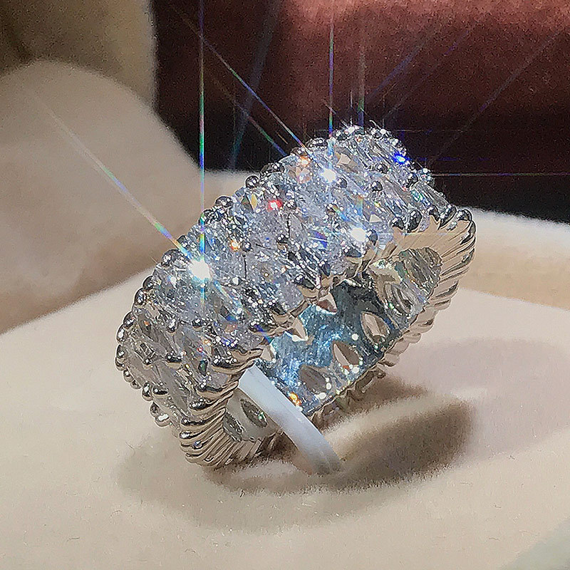 Double drainage drop shaped ring