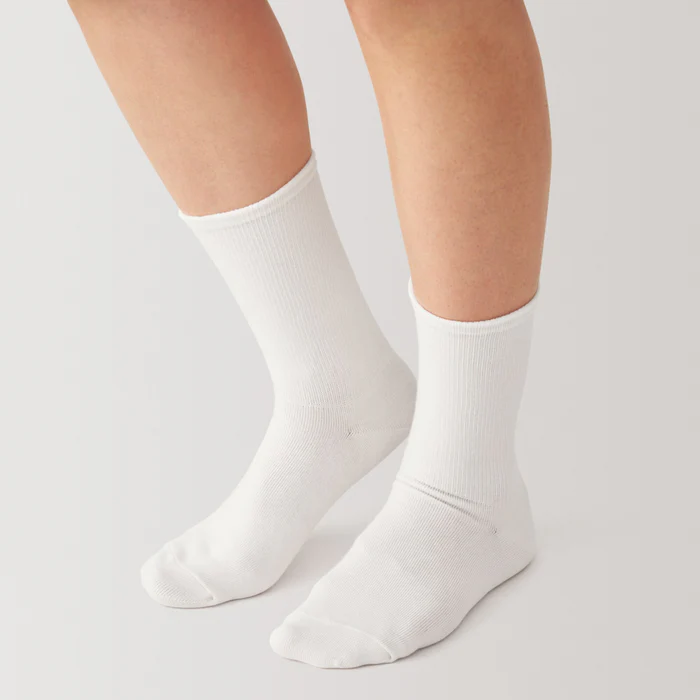 Right Angle Loose Top Tapered Socks